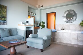 Blue Wave Inn