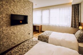 Life Point Hotel
