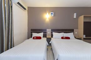 Simms Grand Inn