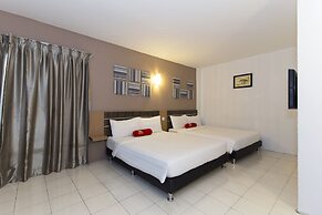 Simms Grand Inn