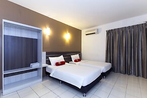 Simms Grand Inn