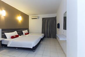 Simms Grand Inn