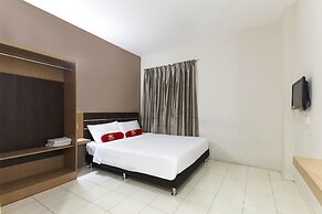Simms Grand Inn