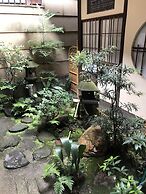 Higashiyama Hotel