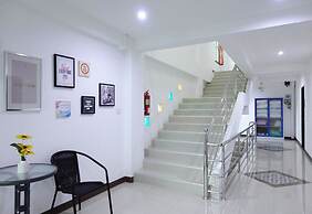 Rinn Boutique House