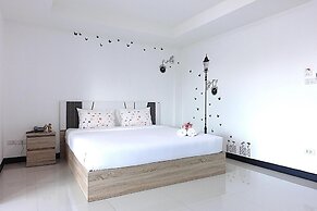 Rinn Boutique House