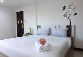 Rinn Boutique House