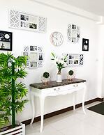 Rinn Boutique House