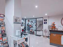 Rinn Boutique House