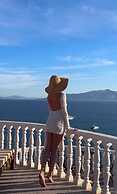 Monte Cristo Hotel with Rooftop Pool
