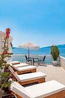 Monte Cristo Hotel with Rooftop Pool