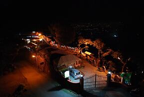 Jharipani Castle