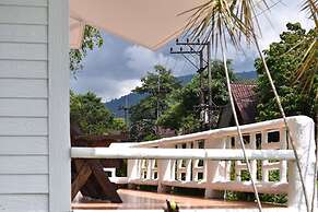 Home and Hill Resort