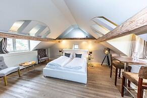 BS Luxury Apartment