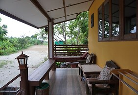 Bansuan Thanormpat Resort