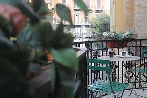 Macchiato Suites