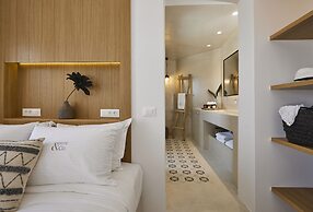 White and Co. La Torre Suites