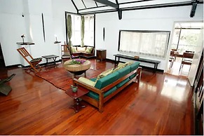 Kiloran House