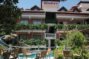 Bahar Apart