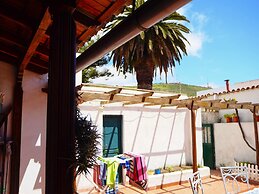 Patio Hostel - Adults Only