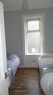 Portum -John St Apartment
