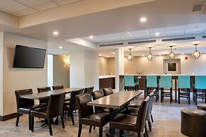 Coast Oliver Hotel