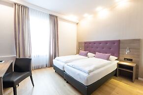 Hotel Porta Nigra