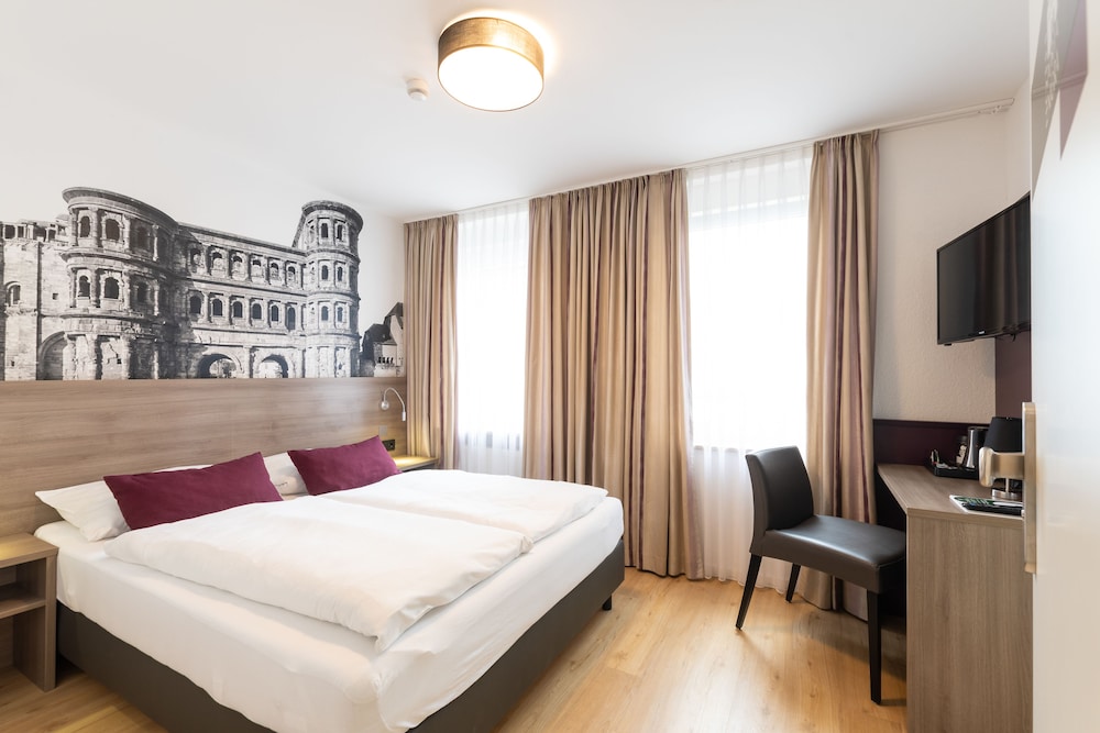 Hotel Porta Nigra