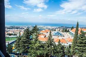 Le Pave Residences
