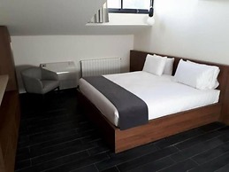 Le Pave Residences