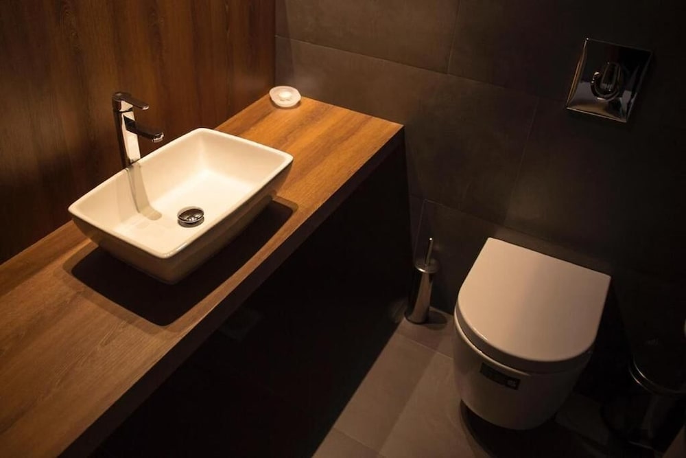 Le Pave Residences