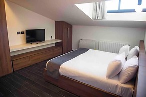 Le Pave Residences