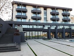 Le Pave Residences