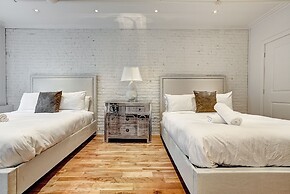 Saint Sulpice Lofts by Bakan - Old Montreal