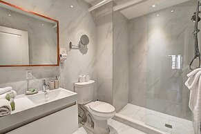 Saint Sulpice Lofts by Bakan - Old Montreal