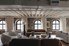 Saint Sulpice Lofts by Bakan - Old Montreal