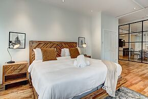 Saint Sulpice Lofts by Bakan - Old Montreal