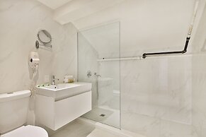 Saint Sulpice Lofts by Bakan - Old Montreal
