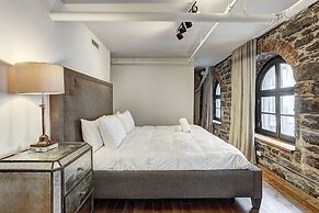 Saint Sulpice Lofts by Bakan - Old Montreal