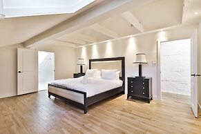 Saint Sulpice Lofts by Bakan - Old Montreal