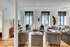 Saint Sulpice Lofts by Bakan - Old Montreal