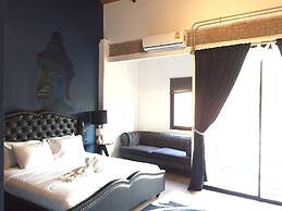 Home Ayutthaya