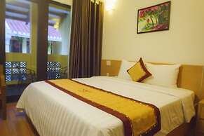 Ruby Hotel
