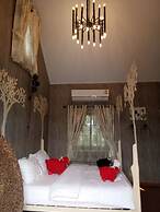 Tomangoh Vintage Resort