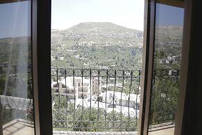 The Lodge Inn Hotel