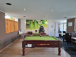 Hotel Bal