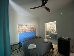Cinquestelle-albergo del centro storico
