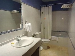Hostal - Restaurante Emilia