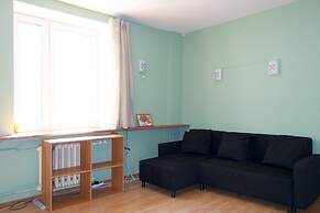 LUXKV Apartment on Staropimenovskiy 4
