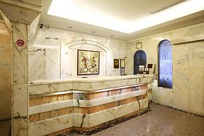 Hua Du Hotel